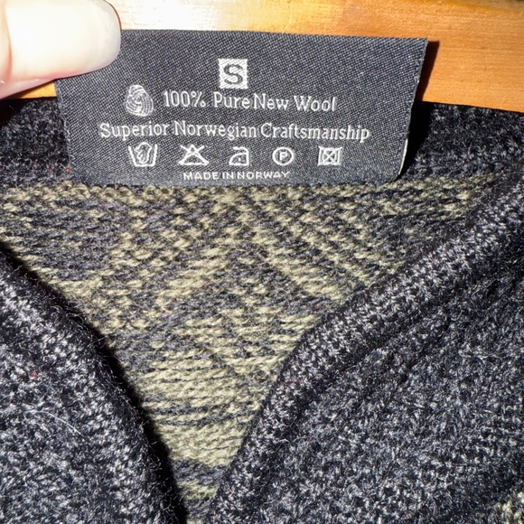 Dale Of Norway Ladies Wool Cardigan Sweater S - Picture 4 of 6